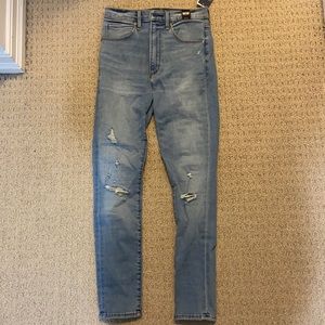 Abercrombie & Fitch: Ultra High Rise super skinny